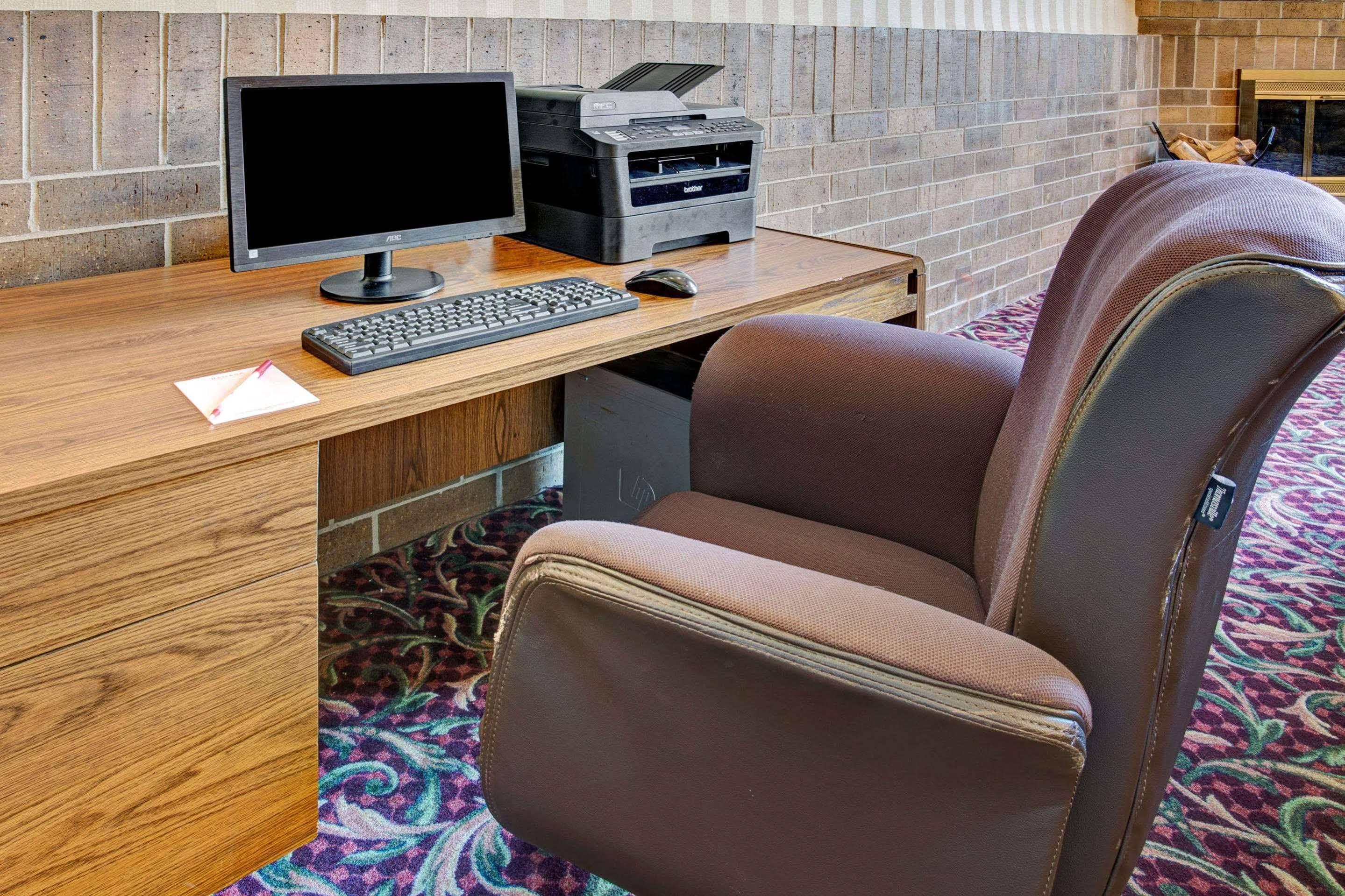 Holiday Inn Indianapolis - Airport Area N By Ihg Extérieur photo